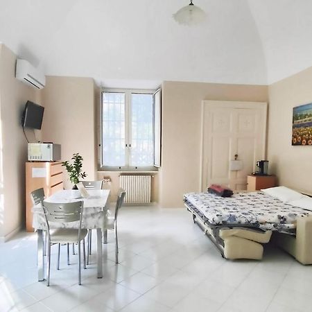 Casa Vacanza "Nonna Matilde" A Meta Di Sorrento, 600Mt Dal Mare, Casa Per 4 Exterior foto