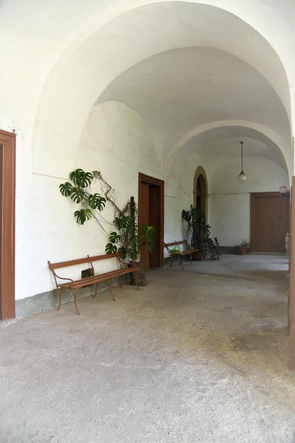 Casa Vacanza "Nonna Matilde" A Meta Di Sorrento, 600Mt Dal Mare, Casa Per 4 Exterior foto