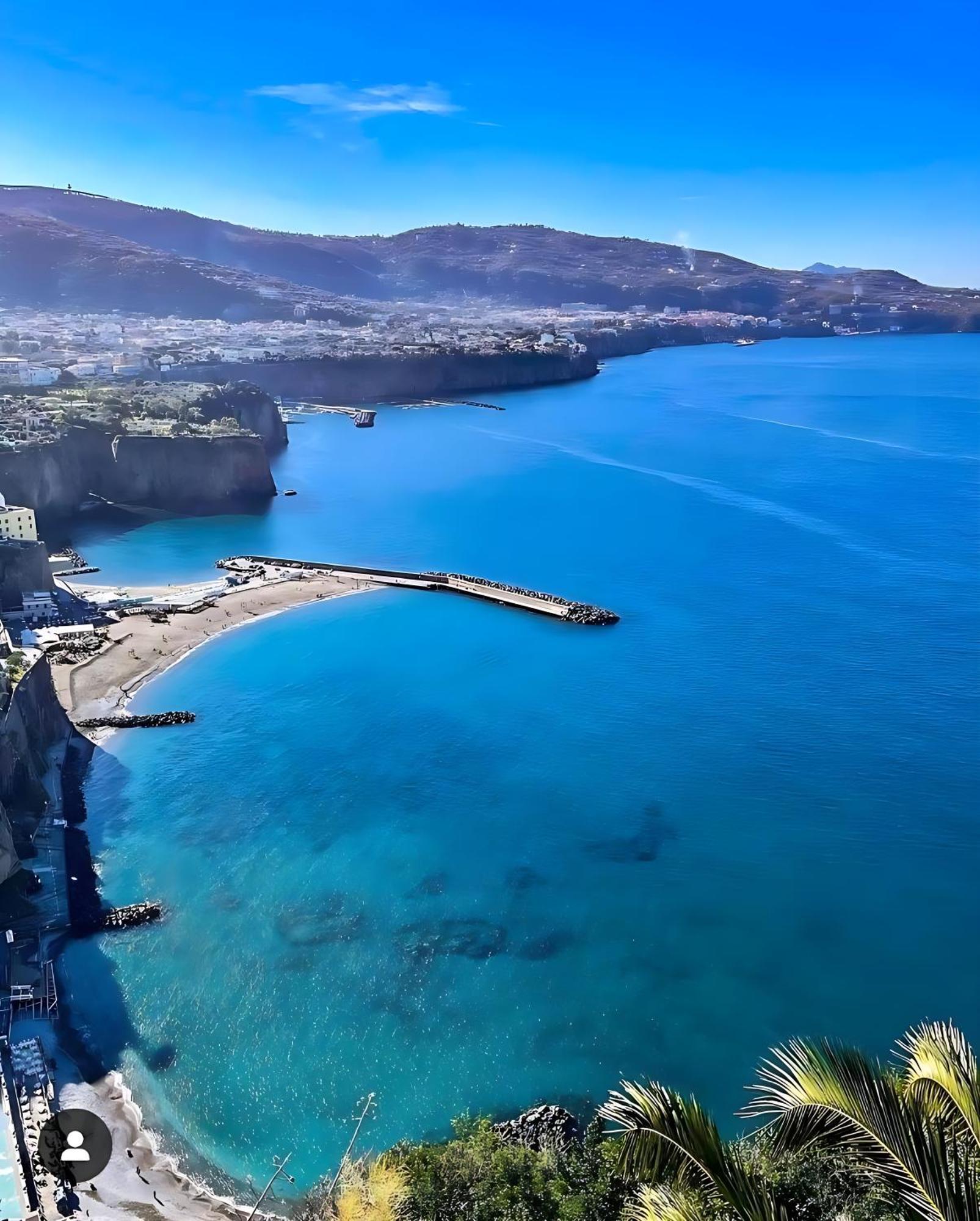 Casa Vacanza "Nonna Matilde" A Meta Di Sorrento, 600Mt Dal Mare, Casa Per 4 Exterior foto